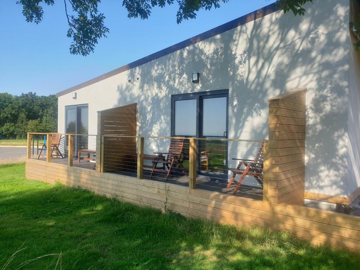 Open Acres Accommodation And Airport Parking Backwell Exterior foto